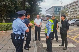 1对1亲密接触！王涛：梅西中国香港行见面会敲定，C罗稍后带来